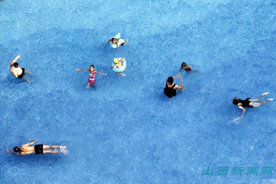 奥运带来游泳热 广州孩子扎堆学游泳(图文)